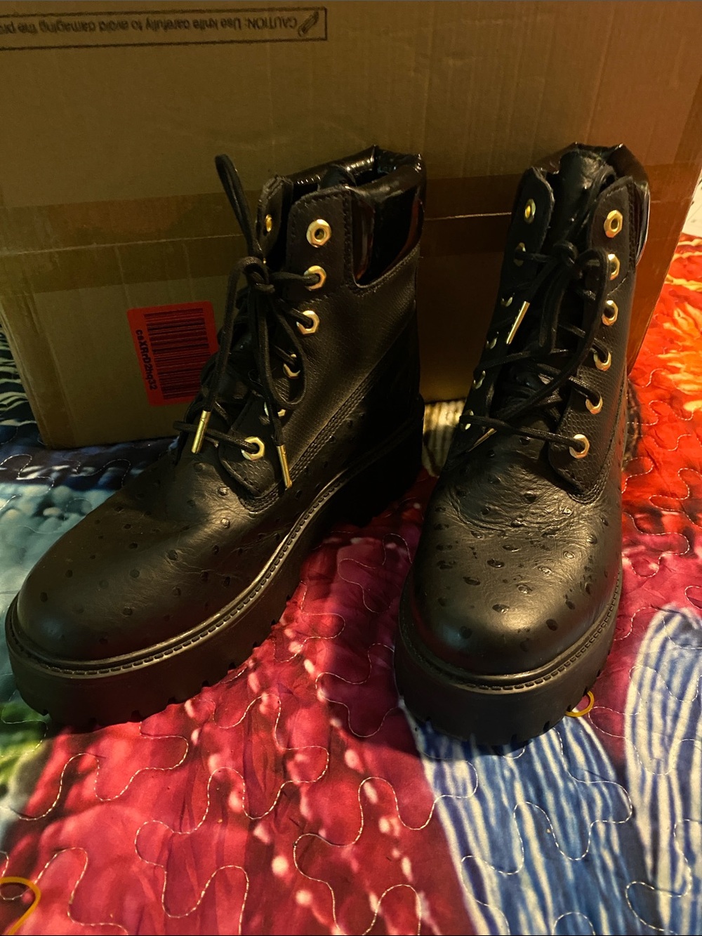 Men’s Timberland Black Lace-Up Boots with Gold Eyelets